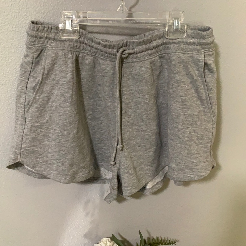 Grey sweat-shorts